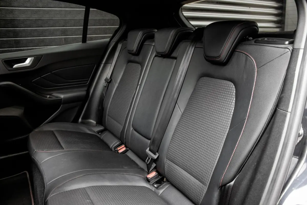1.0 EcoBoost Hybrid ST-Line | PANO | B&O | HUD | ADAPTIVE CRUISE | FULL OPTION