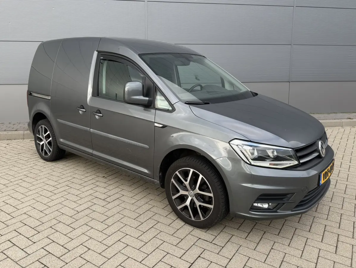 2.0 TDI L1H1 BMT Exclusive Edition Automaat EURO 6 - Airco - Navi - Cruise