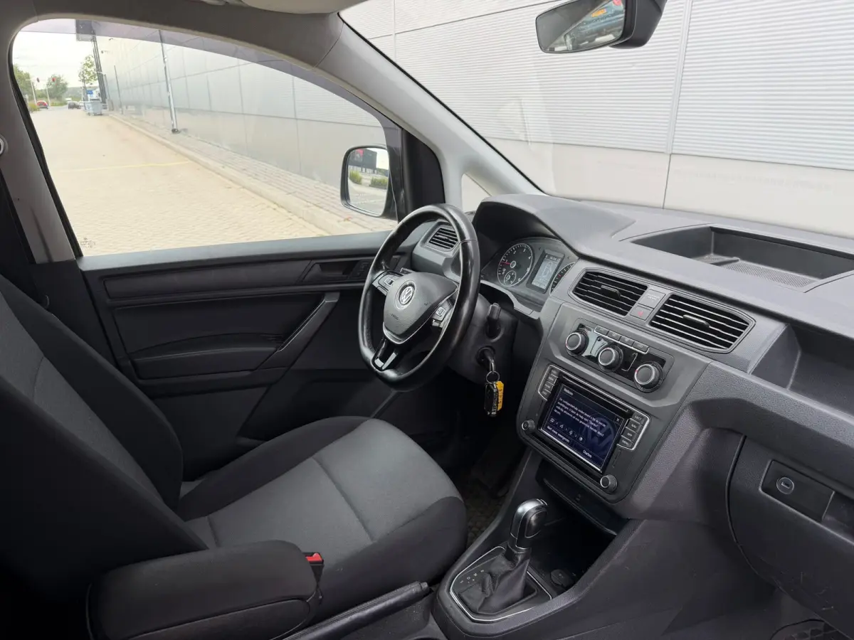 2.0 TDI L1H1 BMT Exclusive Edition Automaat EURO 6 - Airco - Navi - Cruise