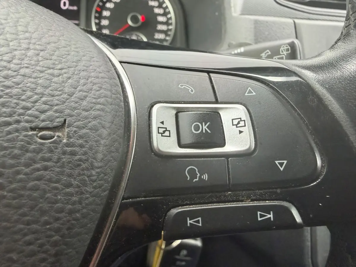 2.0 TDI L1H1 BMT Exclusive Edition Automaat EURO 6 - Airco - Navi - Cruise