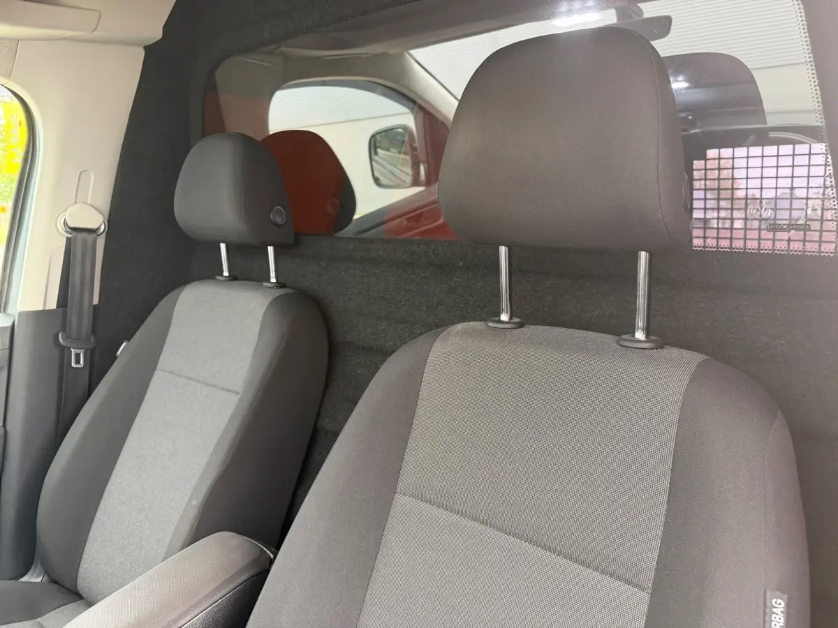 2.0 TDI L1H1 BMT Exclusive Edition Automaat EURO 6 - Airco - Navi - Cruise