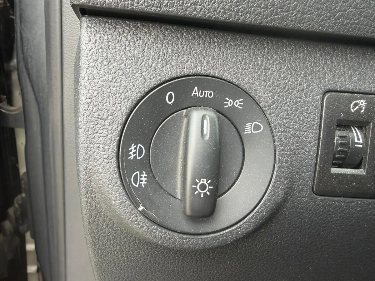 2.0 TDI L1H1 BMT Exclusive Edition Automaat EURO 6 - Airco - Navi - Cruise