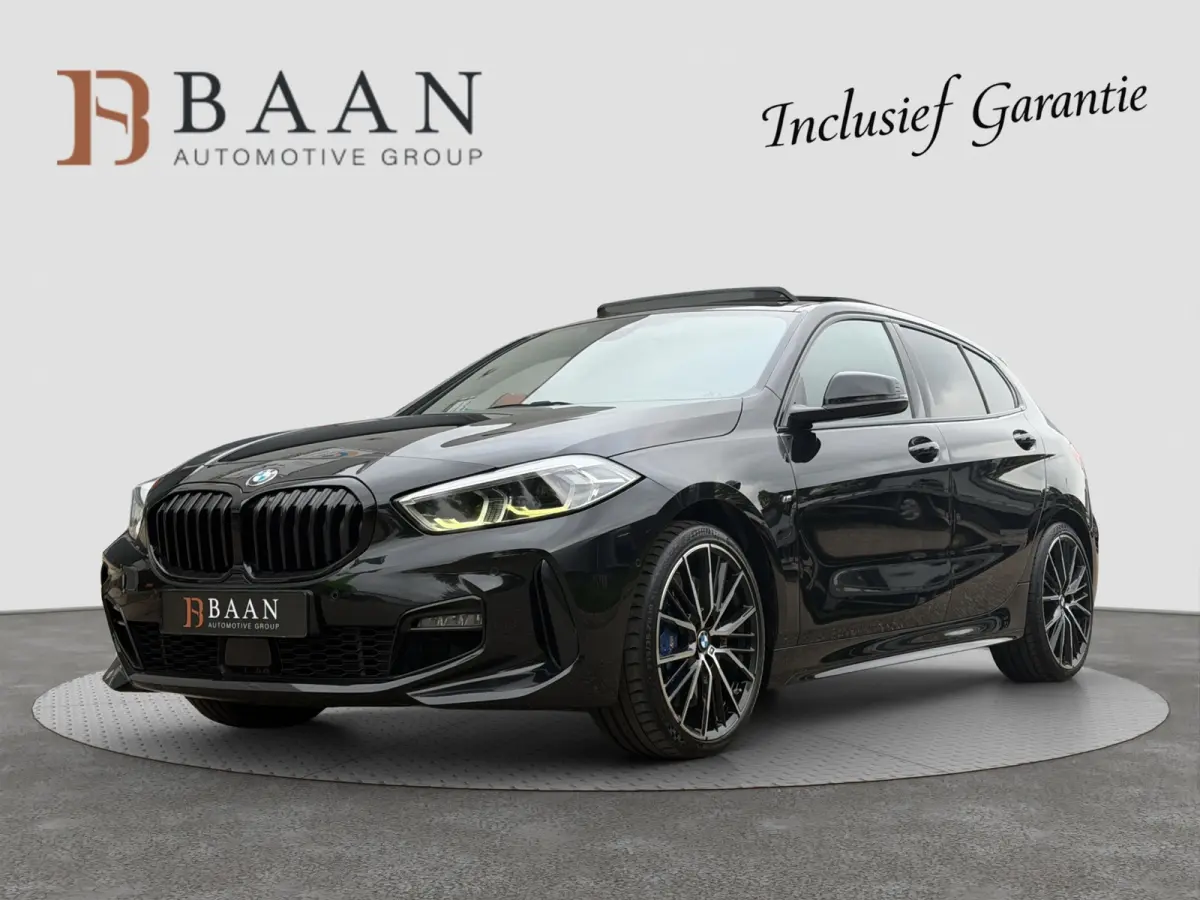 118i Executive M-Sport |Pano|Harman-Kardon|HUD|Camera|M-Stoelen|NAP