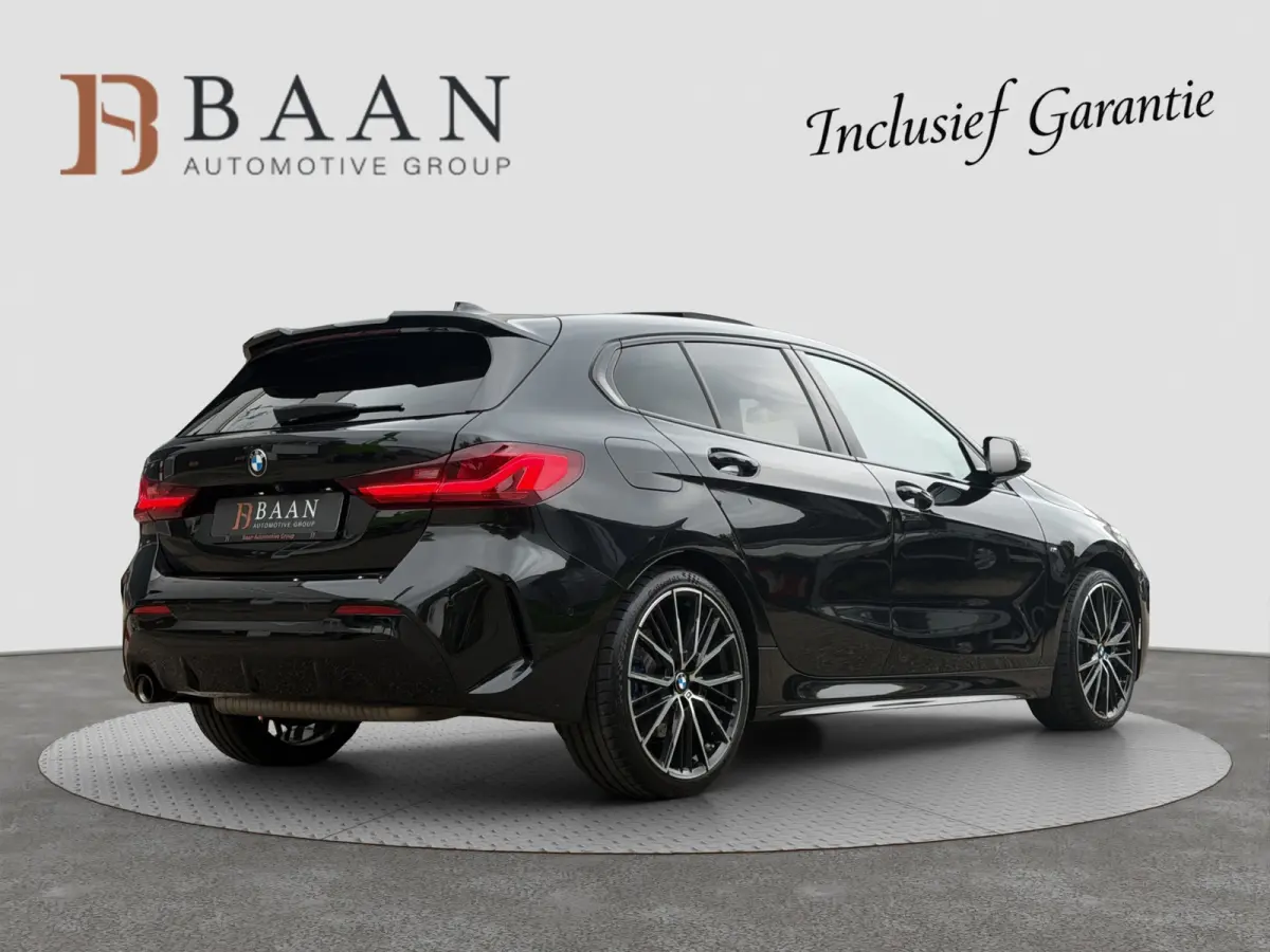 118i Executive M-Sport |Pano|Harman-Kardon|HUD|Camera|M-Stoelen|NAP