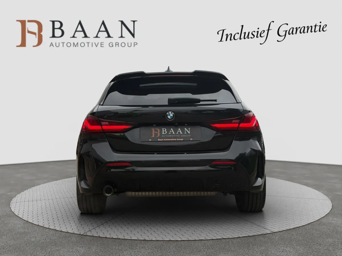 118i Executive M-Sport |Pano|Harman-Kardon|HUD|Camera|M-Stoelen|NAP