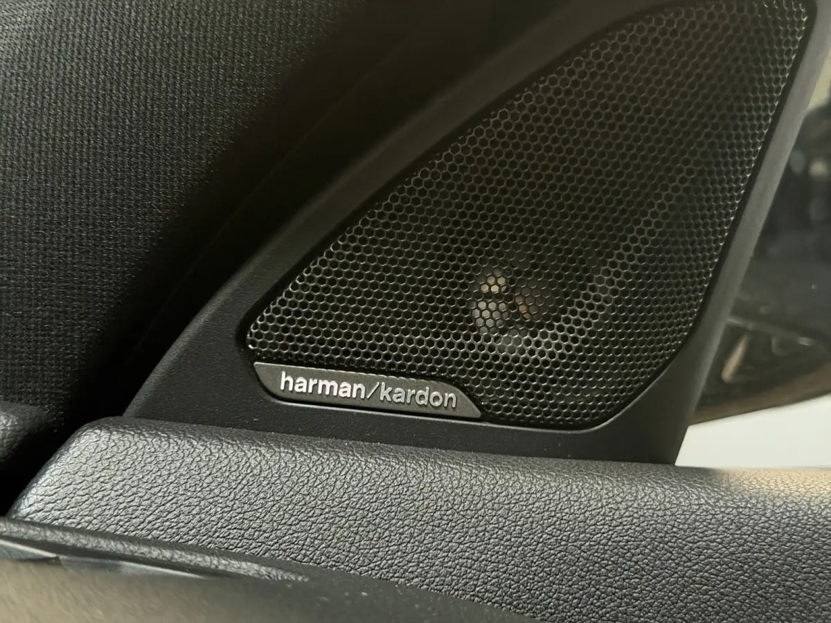 118i Executive M-Sport |Pano|Harman-Kardon|HUD|Camera|M-Stoelen|NAP