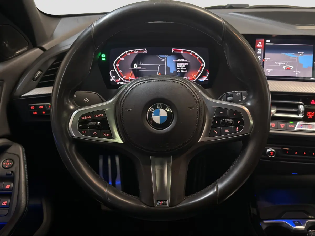 118i Executive M-Sport |Pano|Harman-Kardon|HUD|Camera|M-Stoelen|NAP