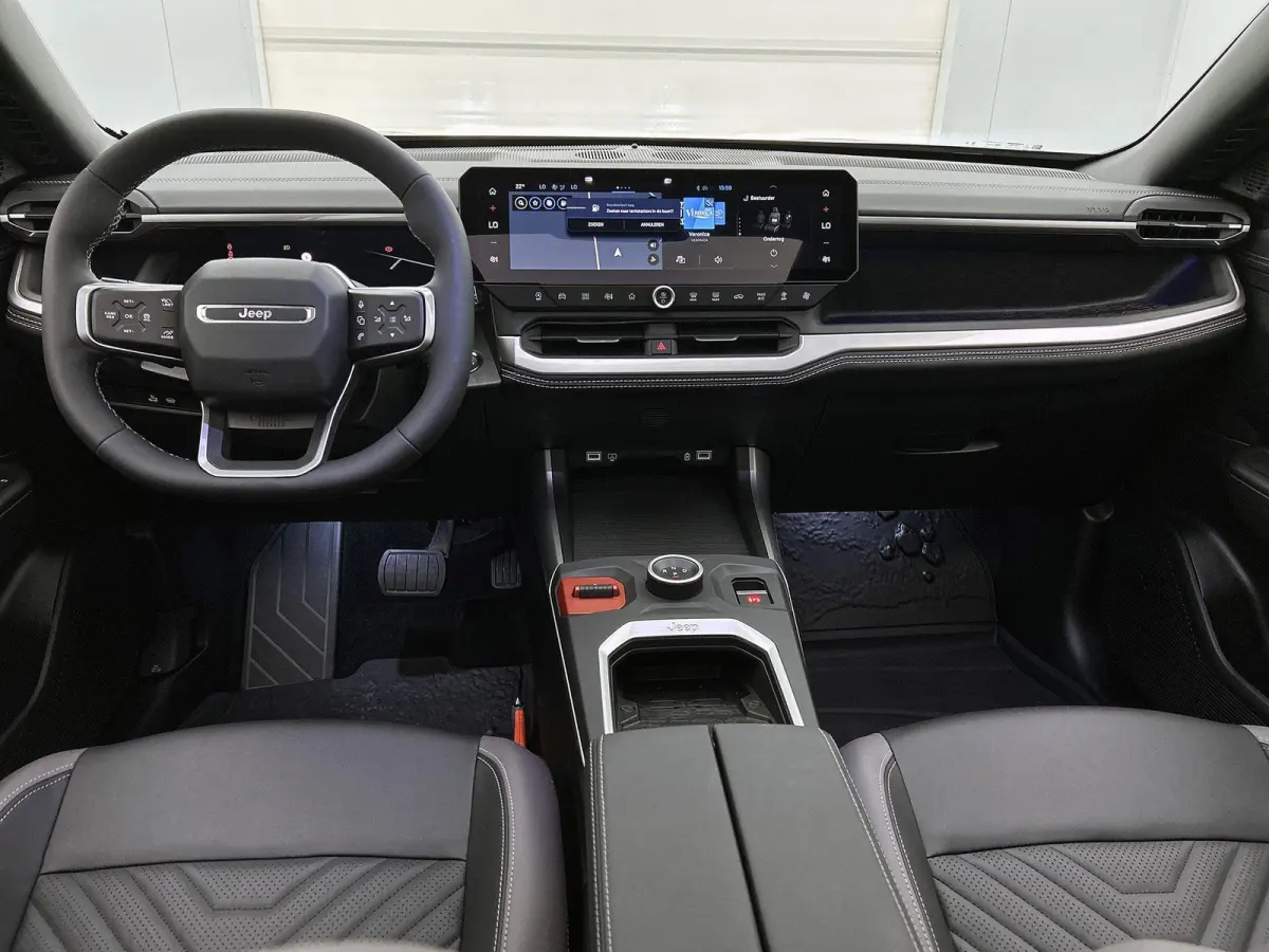 1.2 145pk e-Hybrid Firs Edition Automaat | Schuif-/Kanteldak | Elektrisch Verstelb. Bestuurdersstoel | 360 Camera | Navigatie | Adaptieve Cruise Control | Elektrische Klep |