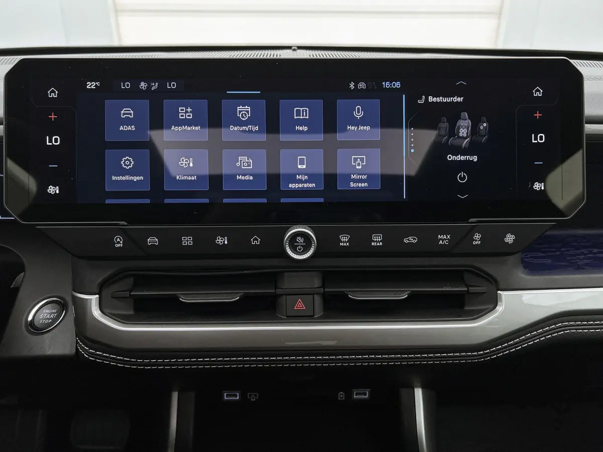 1.2 145pk e-Hybrid Firs Edition Automaat | Schuif-/Kanteldak | Elektrisch Verstelb. Bestuurdersstoel | 360 Camera | Navigatie | Adaptieve Cruise Control | Elektrische Klep |