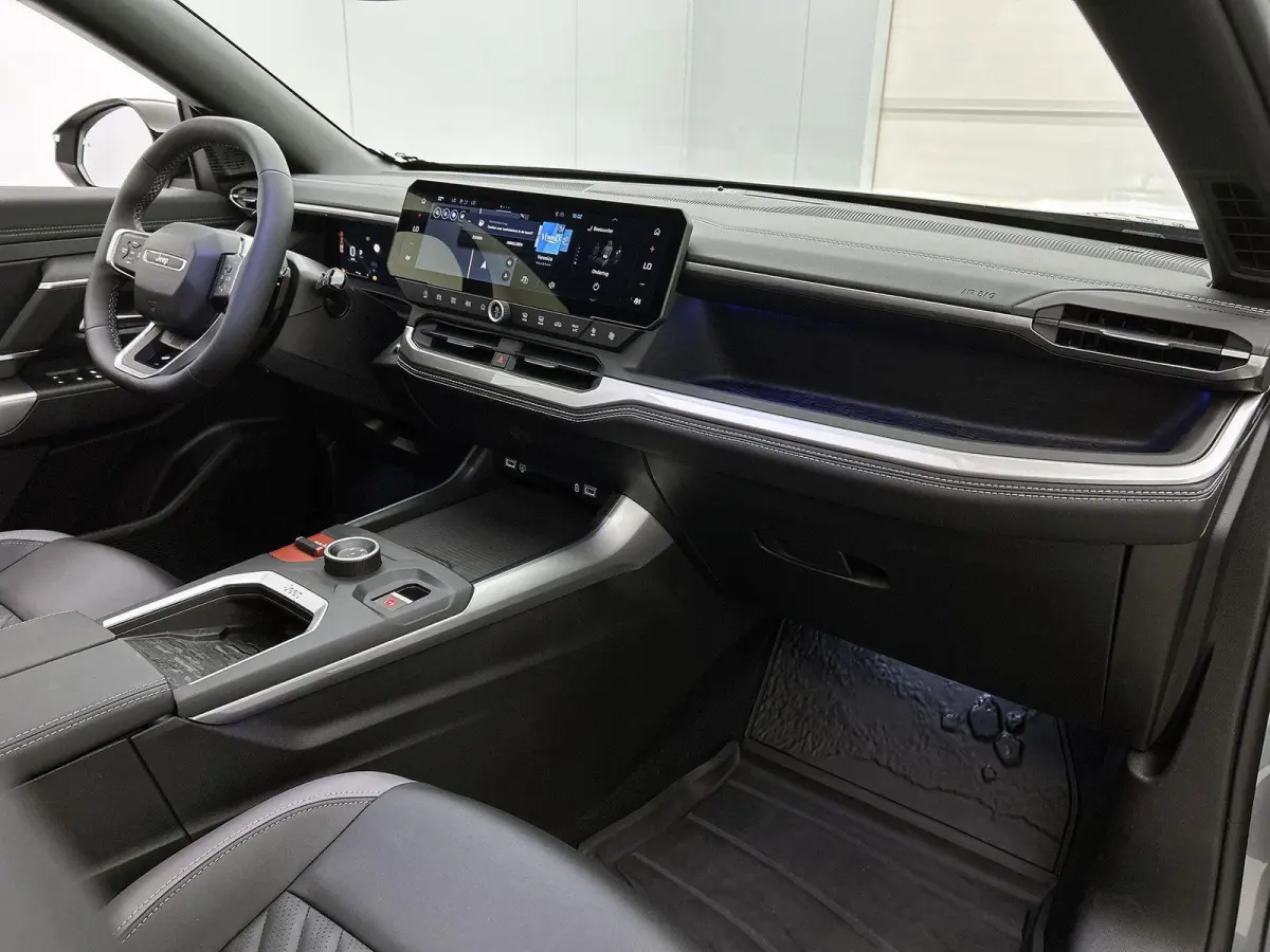 1.2 145pk e-Hybrid Firs Edition Automaat | Schuif-/Kanteldak | Elektrisch Verstelb. Bestuurdersstoel | 360 Camera | Navigatie | Adaptieve Cruise Control | Elektrische Klep |