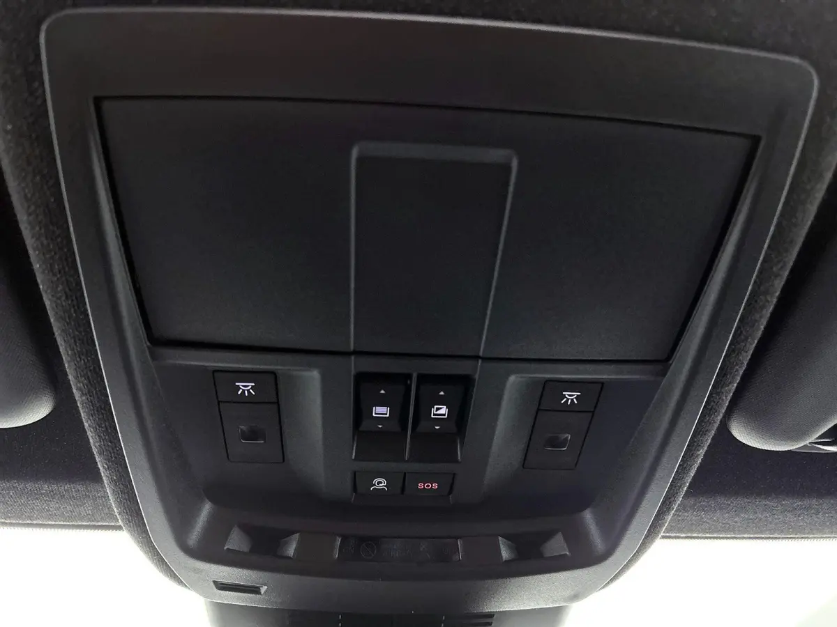 1.2 145pk e-Hybrid Firs Edition Automaat | Schuif-/Kanteldak | Elektrisch Verstelb. Bestuurdersstoel | 360 Camera | Navigatie | Adaptieve Cruise Control | Elektrische Klep |