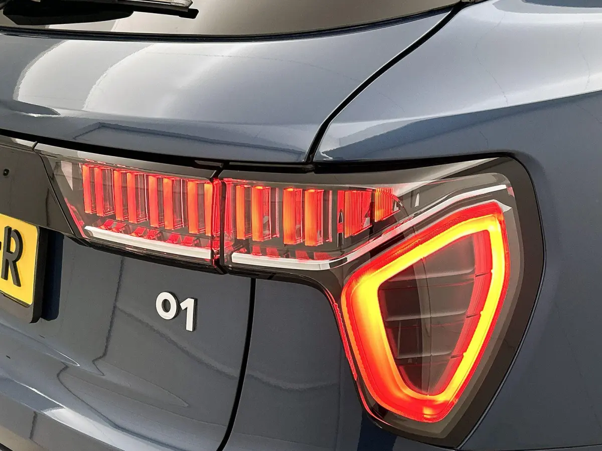 1.5 263pk Automaat | Elektrische Achterklep | Schuif- / Kanteldak | Camera | Elektrisch Bedienbare Bestuurdersstoel | Keyless Entry/Start | Apple Carplay/Android Auto |