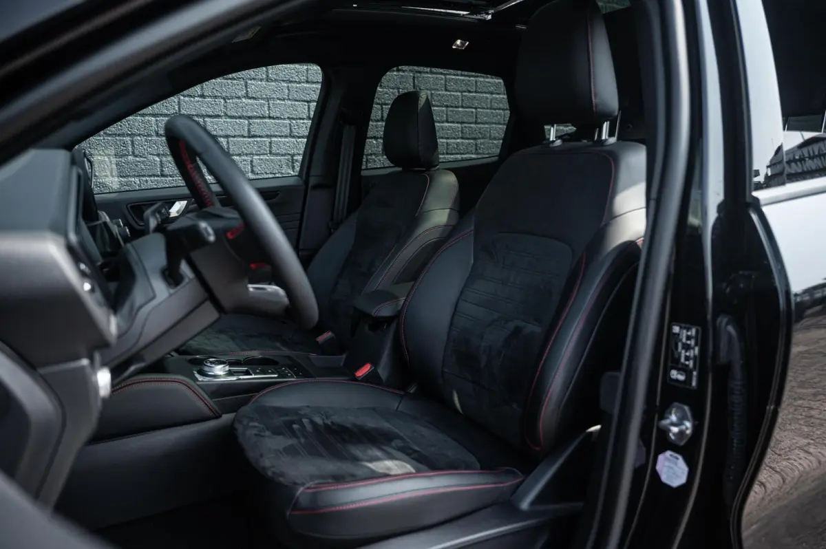 2.5 PHEV ST-Line X PANO TREKHAAK ADAPTIVE CRUISE HEAD UP CAMERA STUURVERWARMING B&O