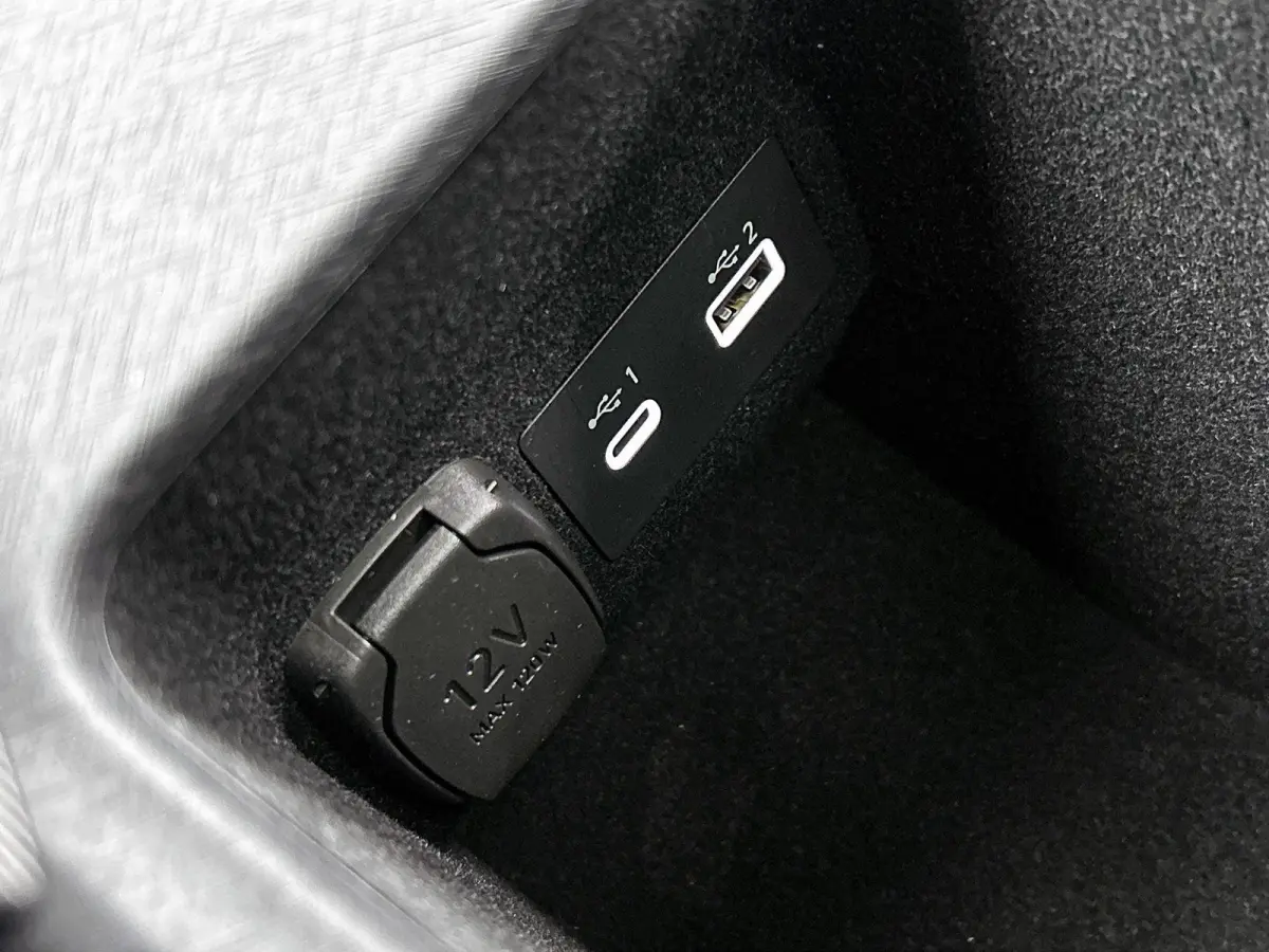 1.5 263pk Automaat | Elektrische Achterklep | Schuif- / Kanteldak | Camera | Elektrisch Bedienbare Bestuurdersstoel | Keyless Entry/Start | Apple Carplay/Android Auto |