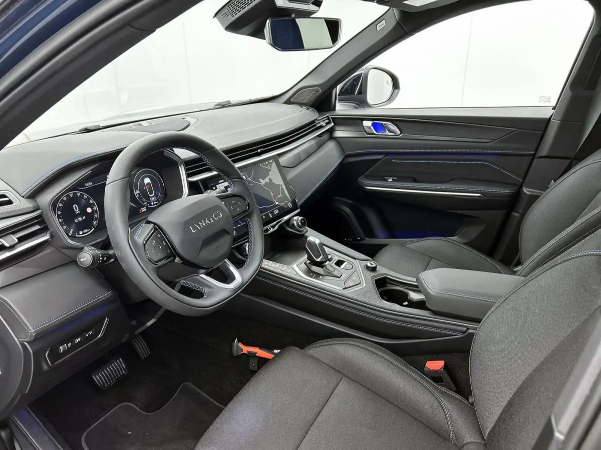 1.5 263pk Automaat | Elektrische Achterklep | Schuif- / Kanteldak | Camera | Elektrisch Bedienbare Bestuurdersstoel | Keyless Entry/Start | Apple Carplay/Android Auto |