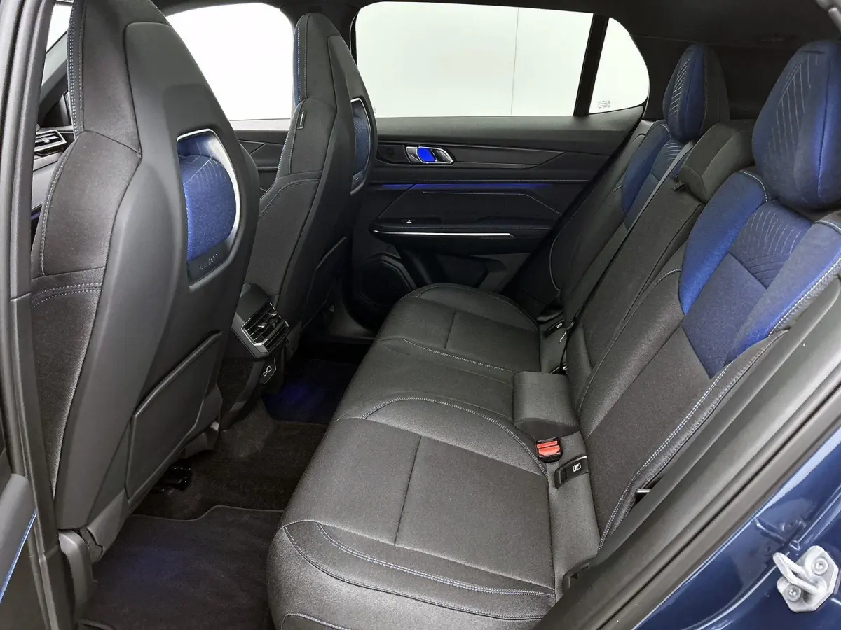 1.5 263pk Automaat | Elektrische Achterklep | Schuif- / Kanteldak | Camera | Elektrisch Bedienbare Bestuurdersstoel | Keyless Entry/Start | Apple Carplay/Android Auto |