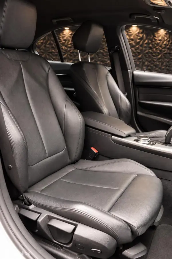 318i Edition M Sport Shadow High Executive