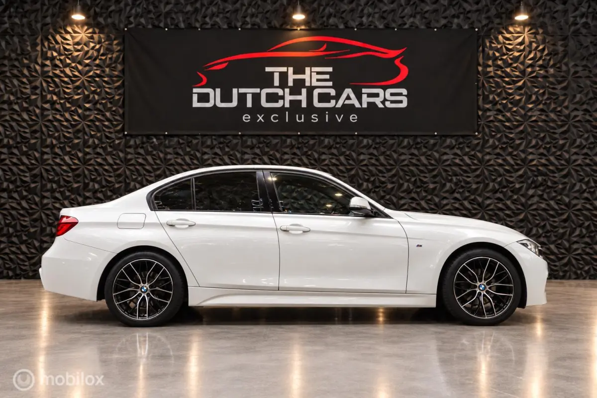 318i Edition M Sport Shadow High Executive