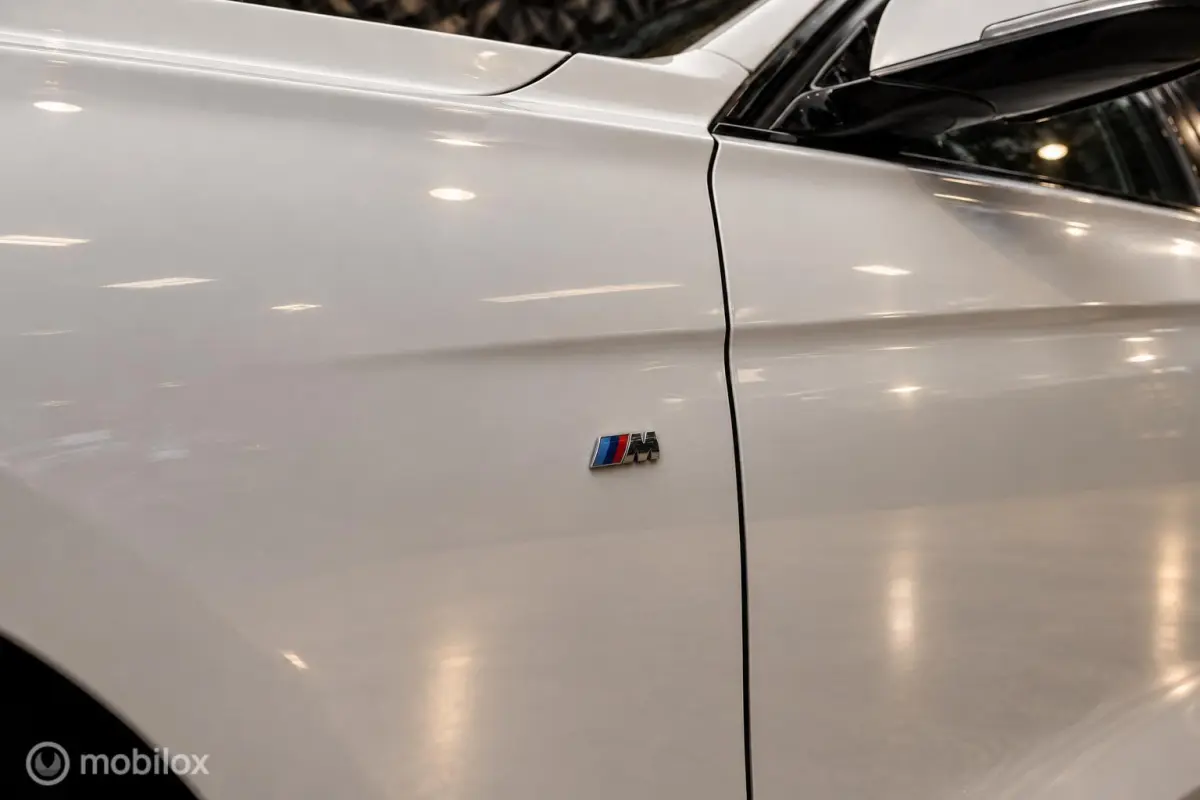 318i Edition M Sport Shadow High Executive