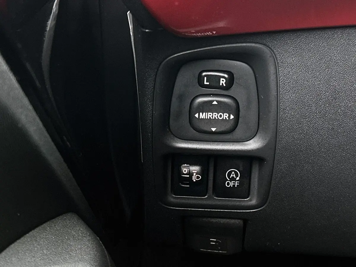 1.0 72pk JCC+ | LAGE KM | Apple Carplay/Android Auto | Climate Control | Begrenzer | 15"LMV | Camera |