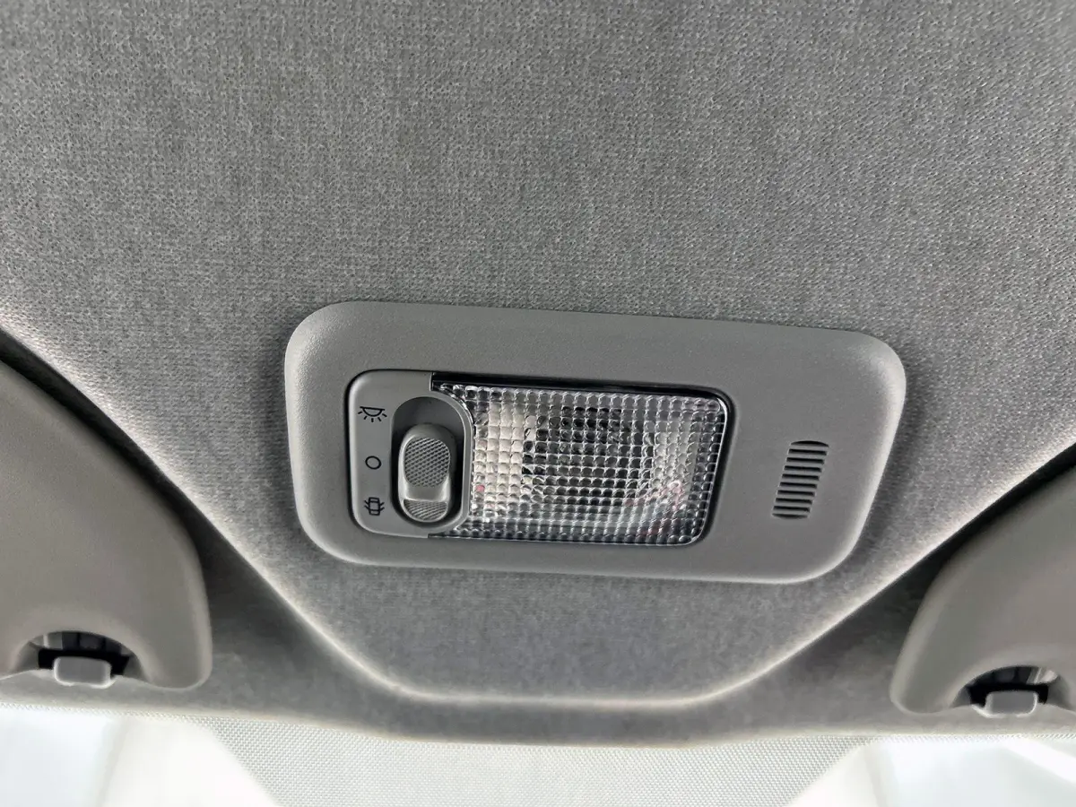 1.0 72pk JCC+ | LAGE KM | Apple Carplay/Android Auto | Climate Control | Begrenzer | 15"LMV | Camera |