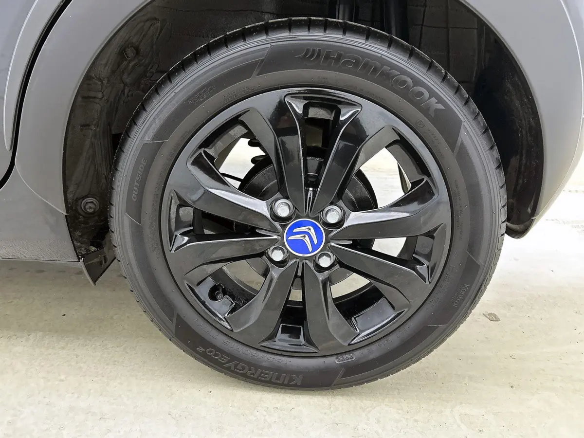 1.0 72pk JCC+ | LAGE KM | Apple Carplay/Android Auto | Climate Control | Begrenzer | 15"LMV | Camera |
