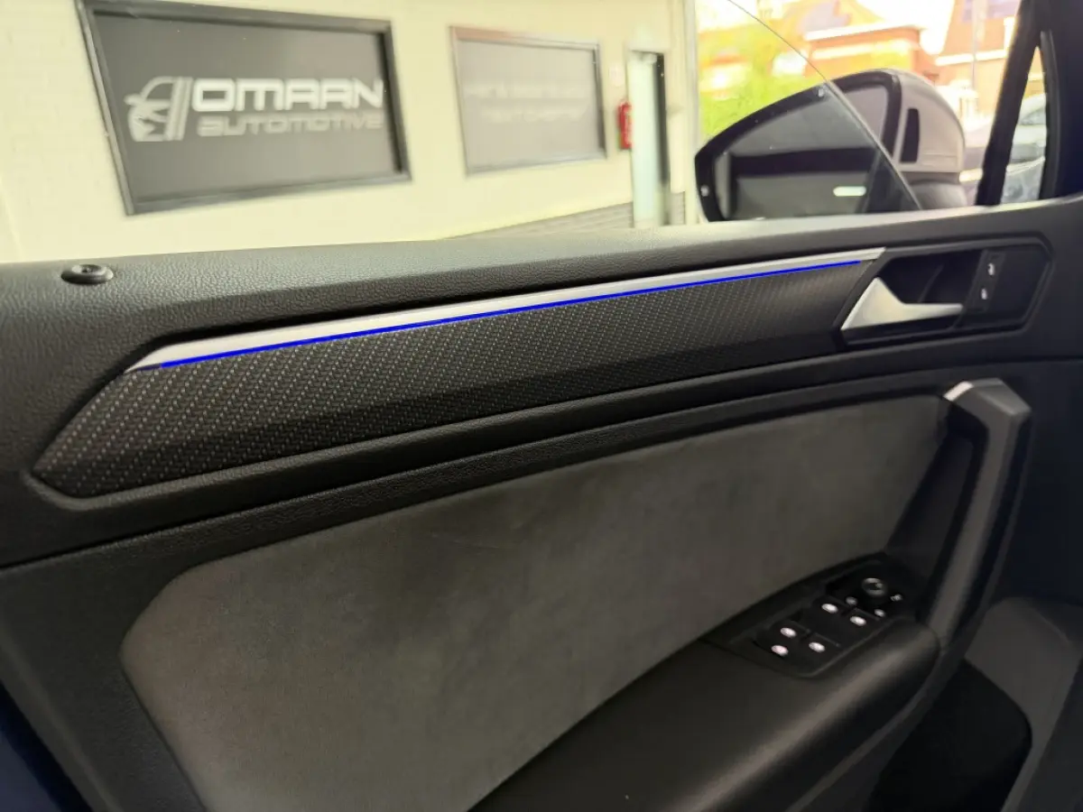 R 2.0 TSI 4Motion PANO HUD ACC 320PK