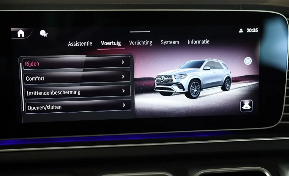400 e 4MATIC AMG 63 Look / Massage / Softclose / Head Up / Leder / 360 Camera / Memory / 23 Inch / Led