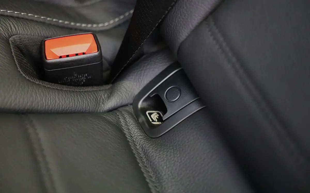 400 e 4MATIC AMG 63 Look / Massage / Softclose / Head Up / Leder / 360 Camera / Memory / 23 Inch / Led