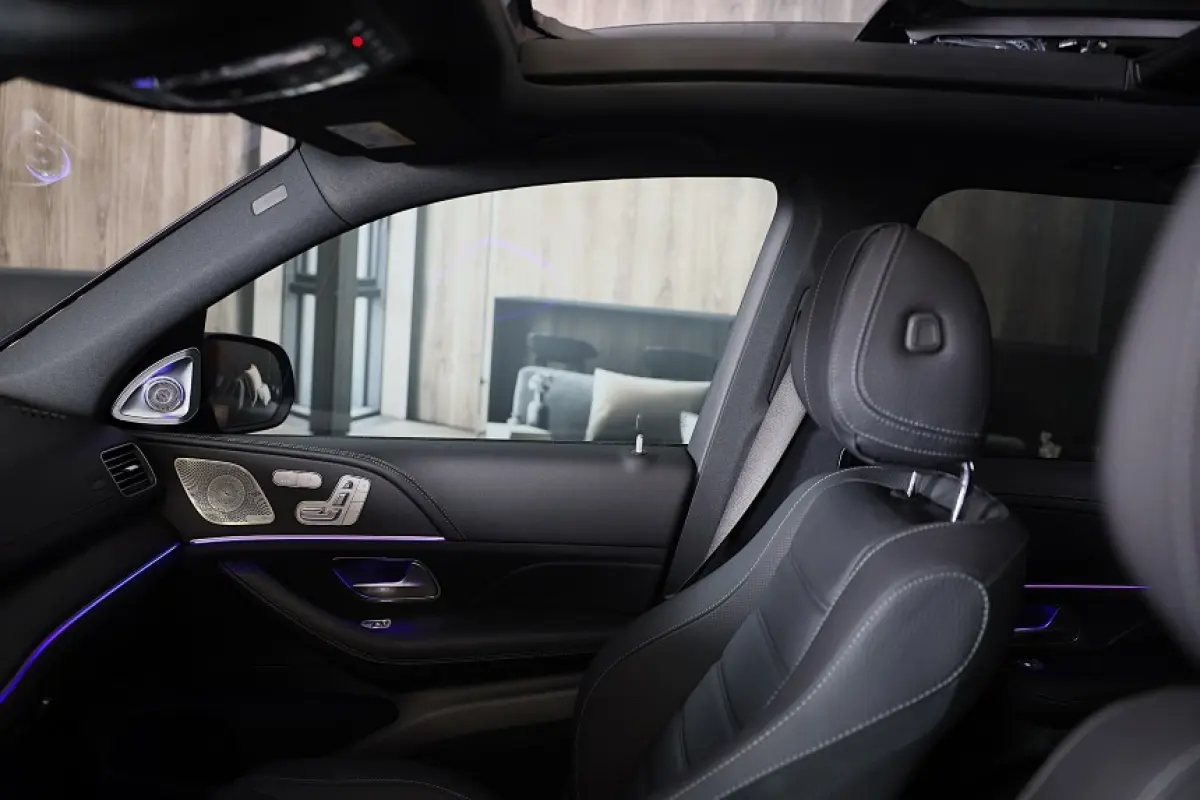 400 e 4MATIC AMG 63 Look / Massage / Softclose / Head Up / Leder / 360 Camera / Memory / 23 Inch / Led