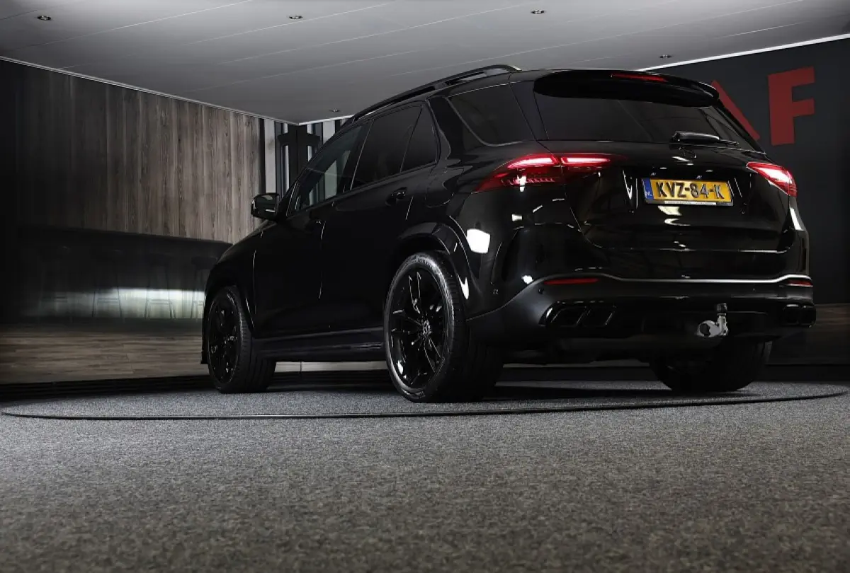 400 e 4MATIC AMG 63 Look / Massage / Softclose / Head Up / Leder / 360 Camera / Memory / 23 Inch / Led