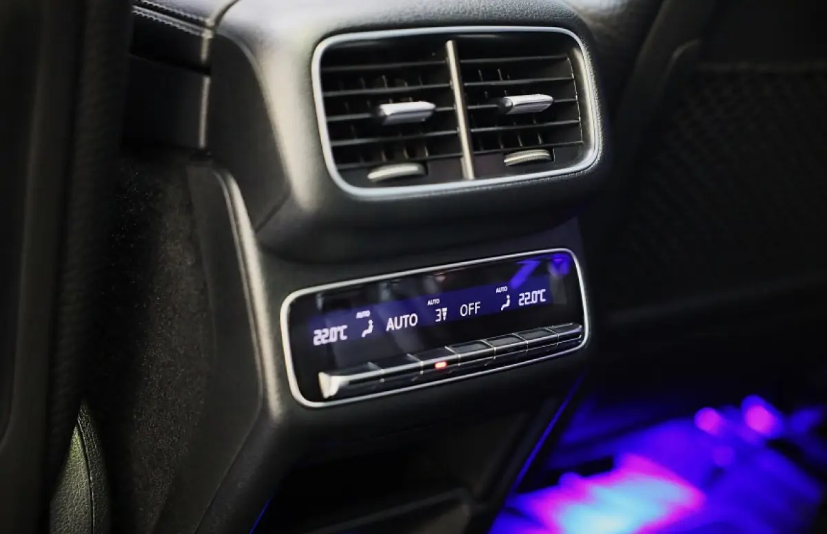 400 e 4MATIC AMG 63 Look / Massage / Softclose / Head Up / Leder / 360 Camera / Memory / 23 Inch / Led