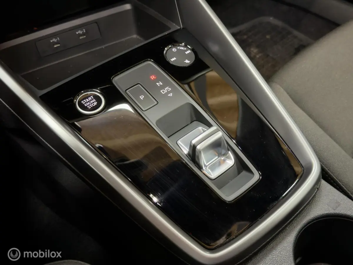 40 TFSI e S Line | Pano | 360 | ACC | Stoelverwarming | 19" | Virtual Cockpit Plus | Keyless | Drive Select | 204PK