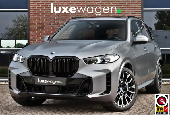 xDrive50e M-Sport Frozen-grey Pano Trekh Massage ACC 360 HUD 4WS Soft-close H/K
