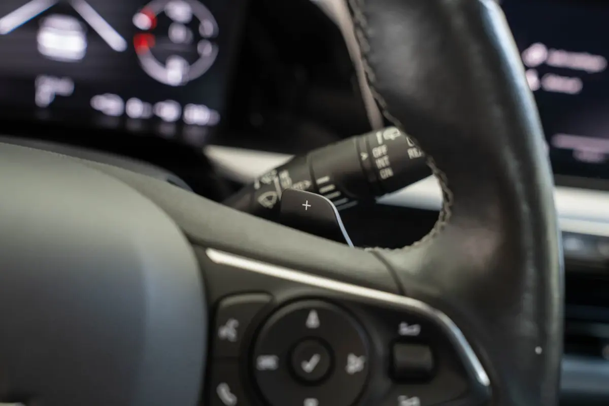 1.6 Turbo Plug-In Hybrid 4x4 Business Elegance | Trekhaak | Alcantara | Stoel & Stuurverwarming | Camera | Climate Controle | Navigatie | Apple Carplay & Android Auto |