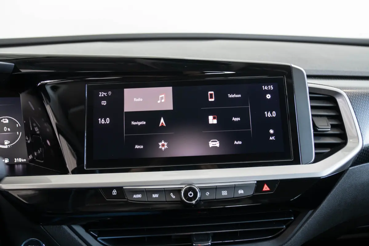 1.6 Turbo Plug-In Hybrid 4x4 Business Elegance | Trekhaak | Alcantara | Stoel & Stuurverwarming | Camera | Climate Controle | Navigatie | Apple Carplay & Android Auto |