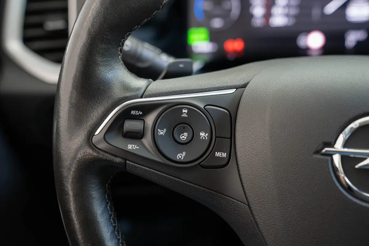 1.6 Turbo Plug-In Hybrid 4x4 Business Elegance | Trekhaak | Alcantara | Stoel & Stuurverwarming | Camera | Climate Controle | Navigatie | Apple Carplay & Android Auto |