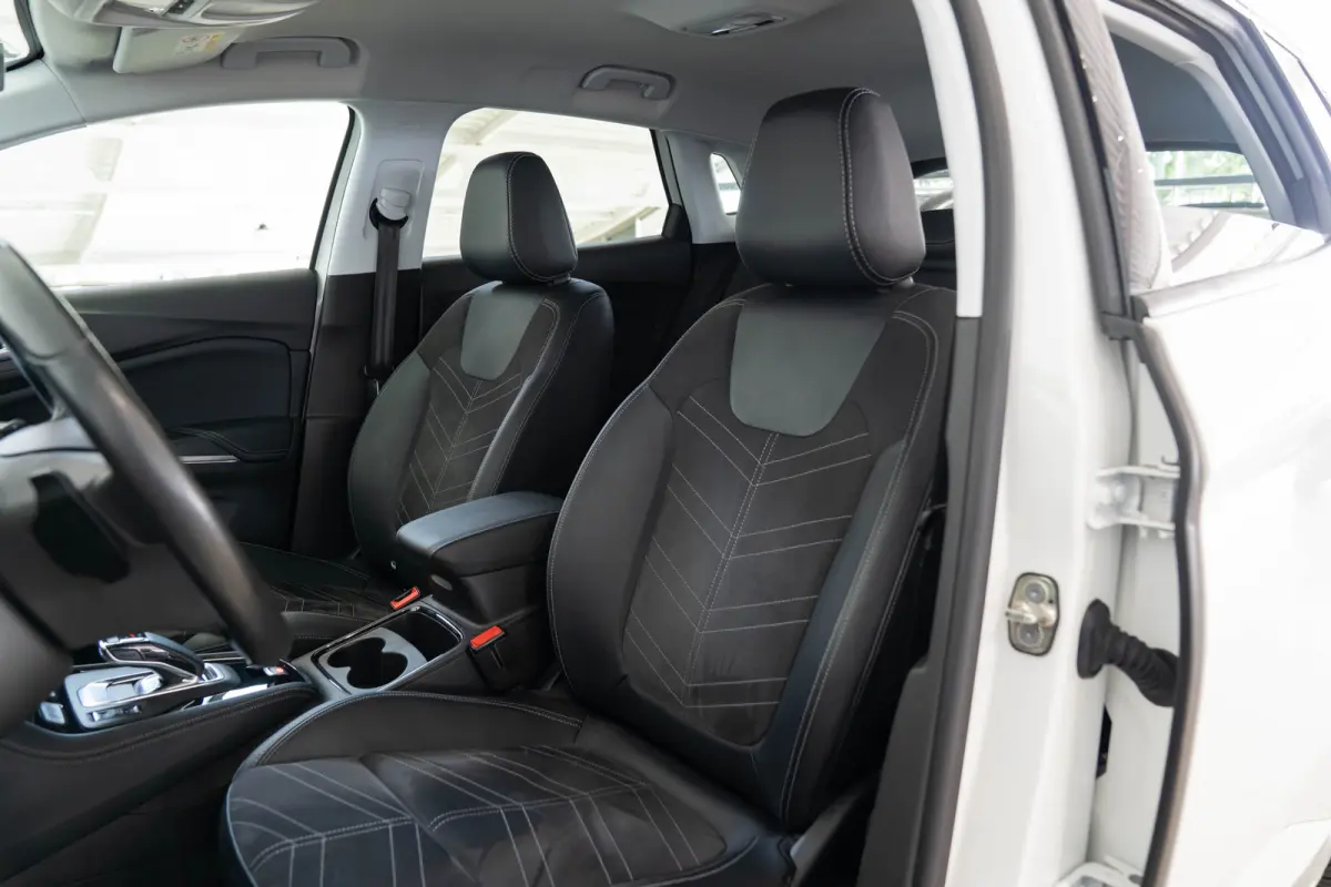 1.6 Turbo Plug-In Hybrid 4x4 Business Elegance | Trekhaak | Alcantara | Stoel & Stuurverwarming | Camera | Climate Controle | Navigatie | Apple Carplay & Android Auto |