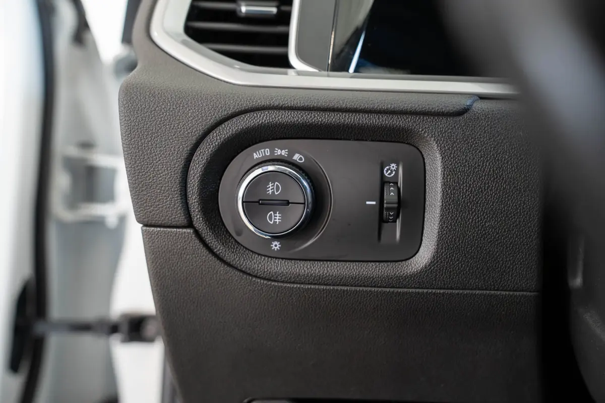 1.6 Turbo Plug-In Hybrid 4x4 Business Elegance | Trekhaak | Alcantara | Stoel & Stuurverwarming | Camera | Climate Controle | Navigatie | Apple Carplay & Android Auto |