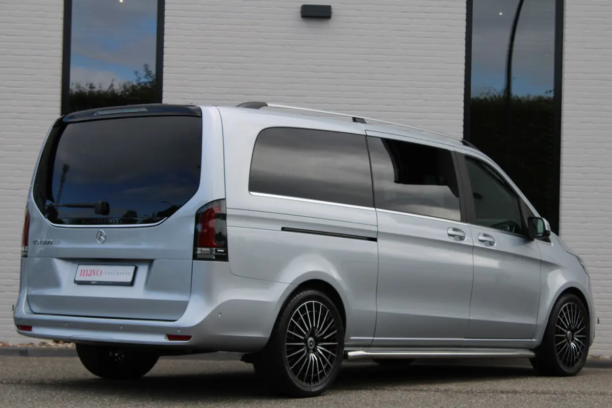 300 L3 / Extra Lang / 7-Persoons / 2x Elec Schuifdeur / Burmester / 360 Camera / Vol Opties / NIEUWSTAAT