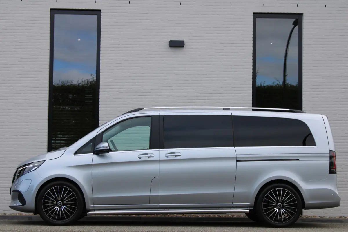 300 L3 / Extra Lang / 7-Persoons / 2x Elec Schuifdeur / Burmester / 360 Camera / Vol Opties / NIEUWSTAAT