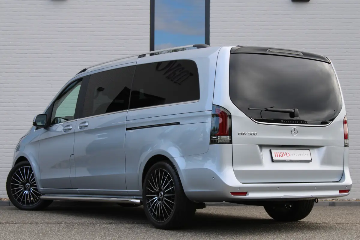 300 L3 / Extra Lang / 7-Persoons / 2x Elec Schuifdeur / Burmester / 360 Camera / Vol Opties / NIEUWSTAAT