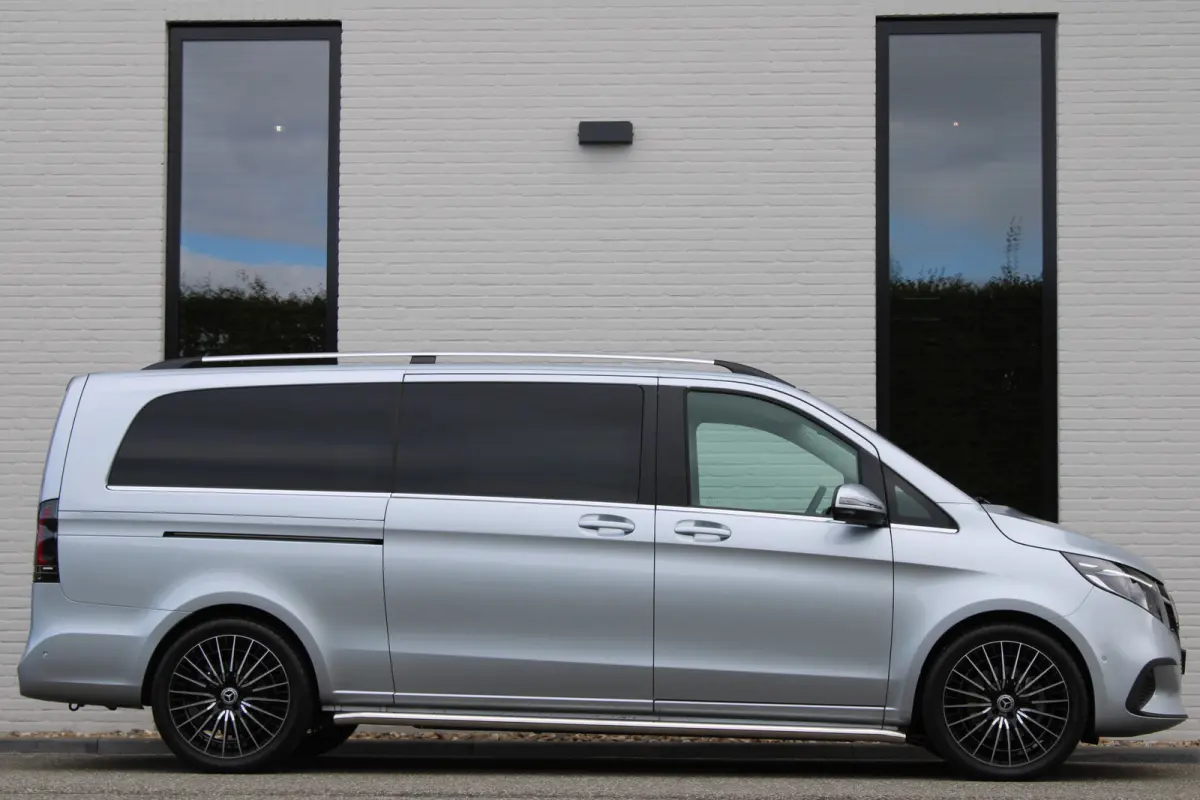 300 L3 / Extra Lang / 7-Persoons / 2x Elec Schuifdeur / Burmester / 360 Camera / Vol Opties / NIEUWSTAAT