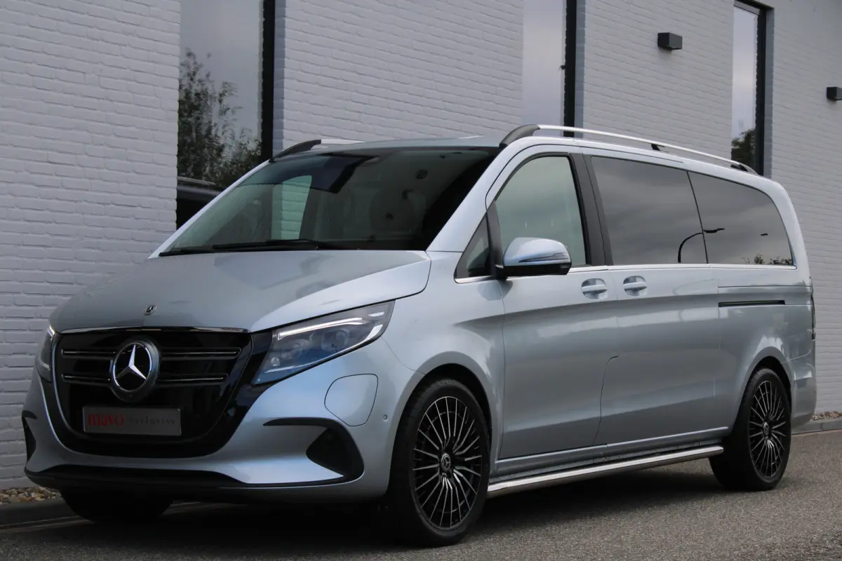 300 L3 / Extra Lang / 7-Persoons / 2x Elec Schuifdeur / Burmester / 360 Camera / Vol Opties / NIEUWSTAAT
