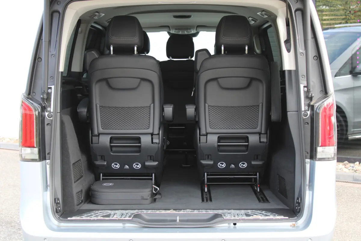 300 L3 / Extra Lang / 7-Persoons / 2x Elec Schuifdeur / Burmester / 360 Camera / Vol Opties / NIEUWSTAAT