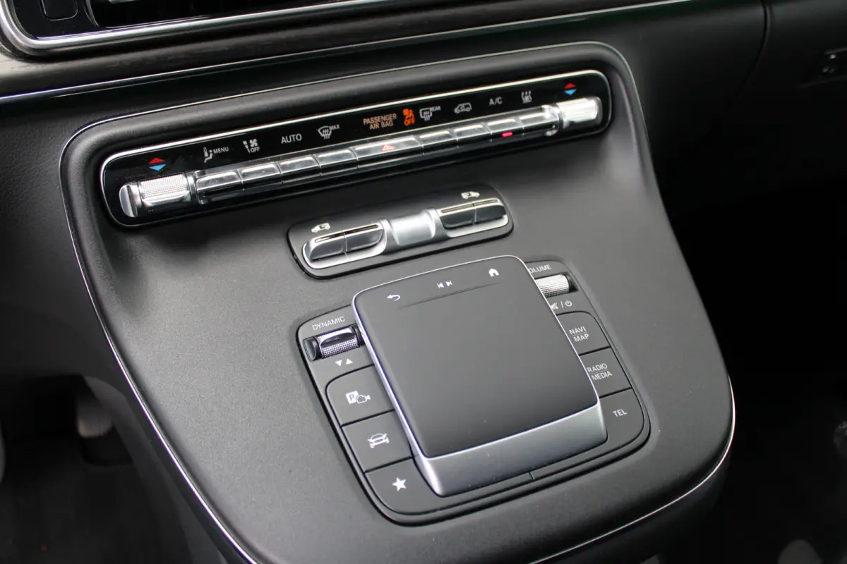 300 L3 / Extra Lang / 7-Persoons / 2x Elec Schuifdeur / Burmester / 360 Camera / Vol Opties / NIEUWSTAAT