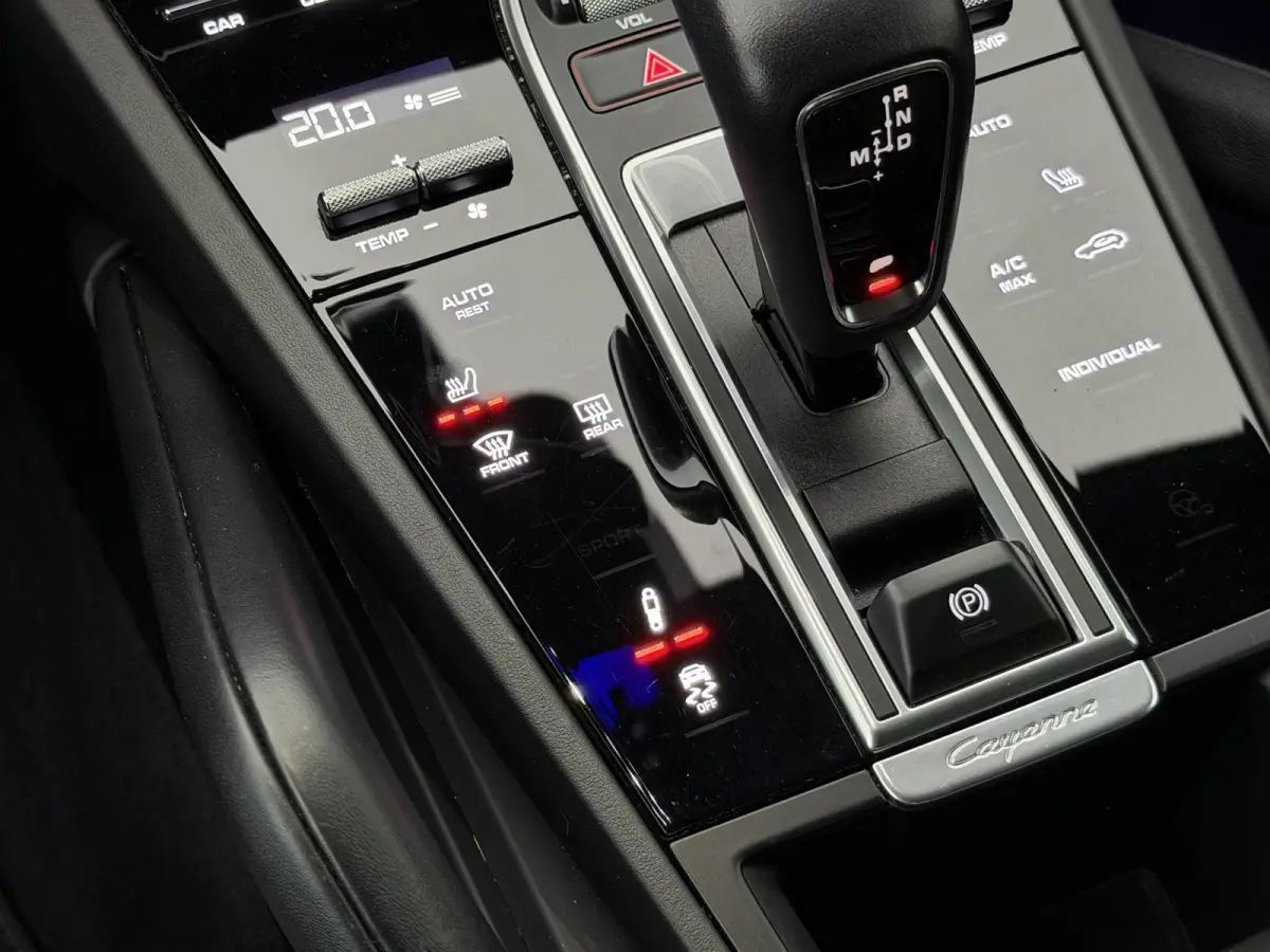 3.0 E-Hybrid Platinum Edition | Sport Uitlaat/Adapt.Cruise/Luchtvering/360° Camera/Head-Up/BTW