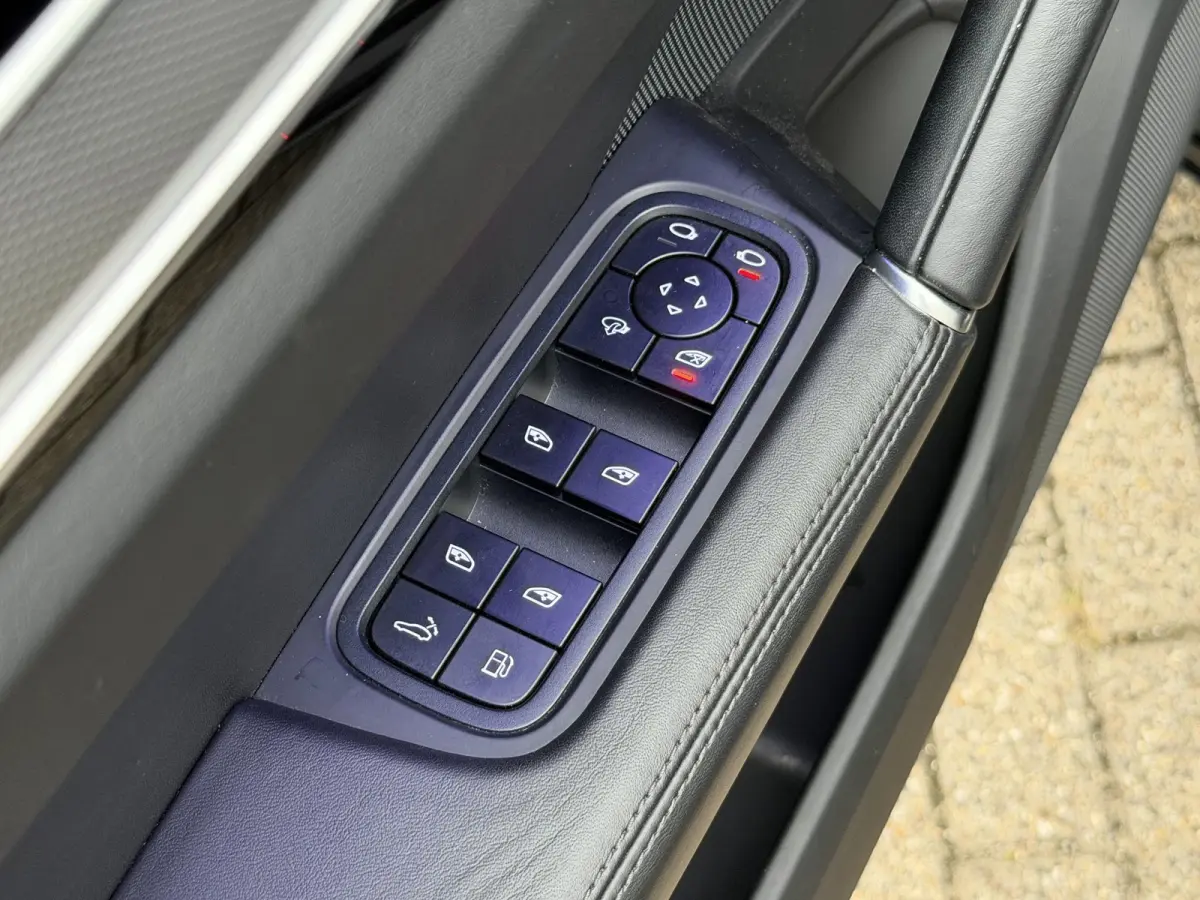 3.0 E-Hybrid Platinum Edition | Sport Uitlaat/Adapt.Cruise/Luchtvering/360° Camera/Head-Up/BTW