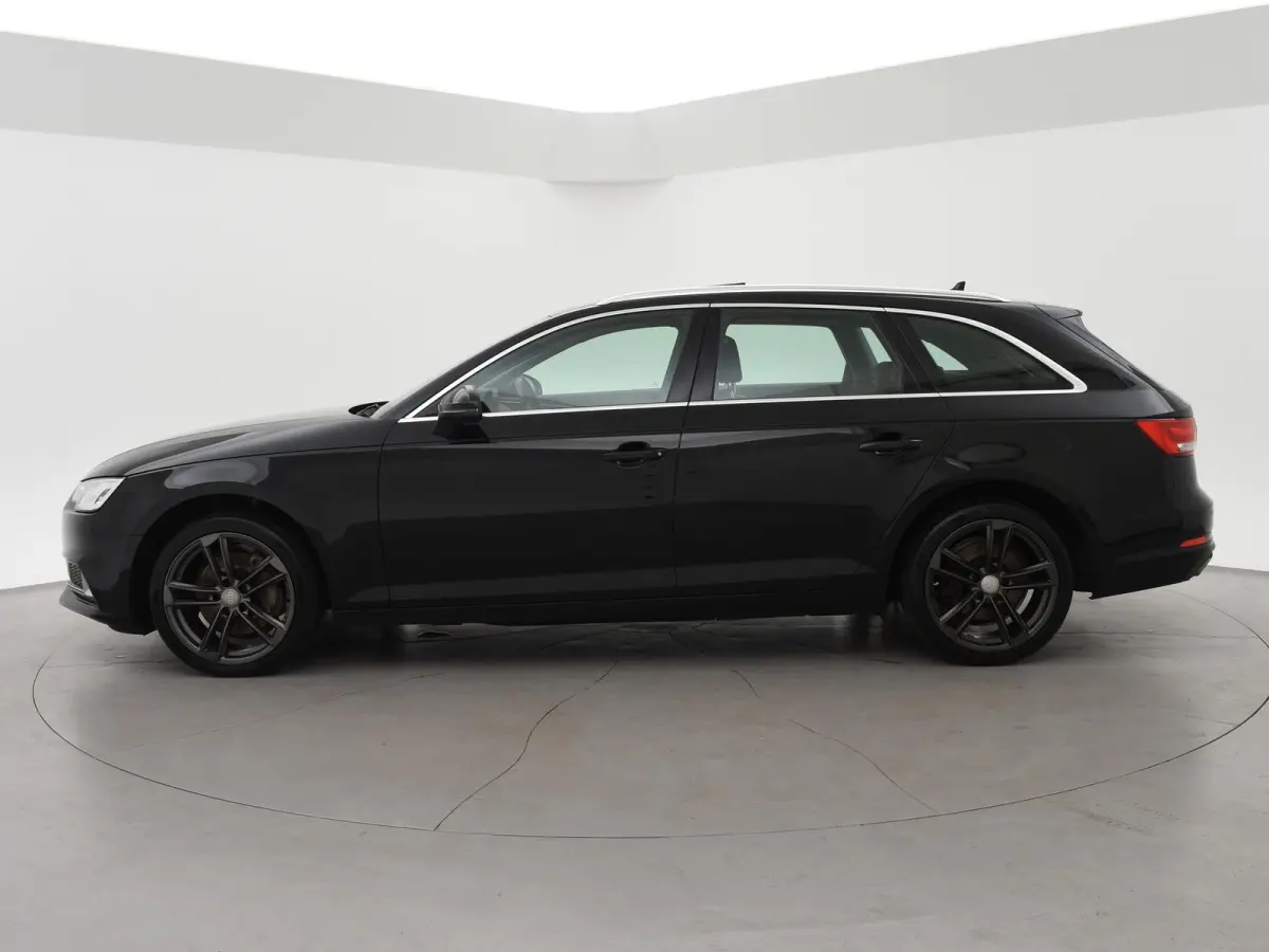 40 TDI 190 PK AUT. + PANORAMA | AFN. TREKHAAK | LEDER SPORTINTERIEUR | APPLE CARPLAY | STOELVERW.