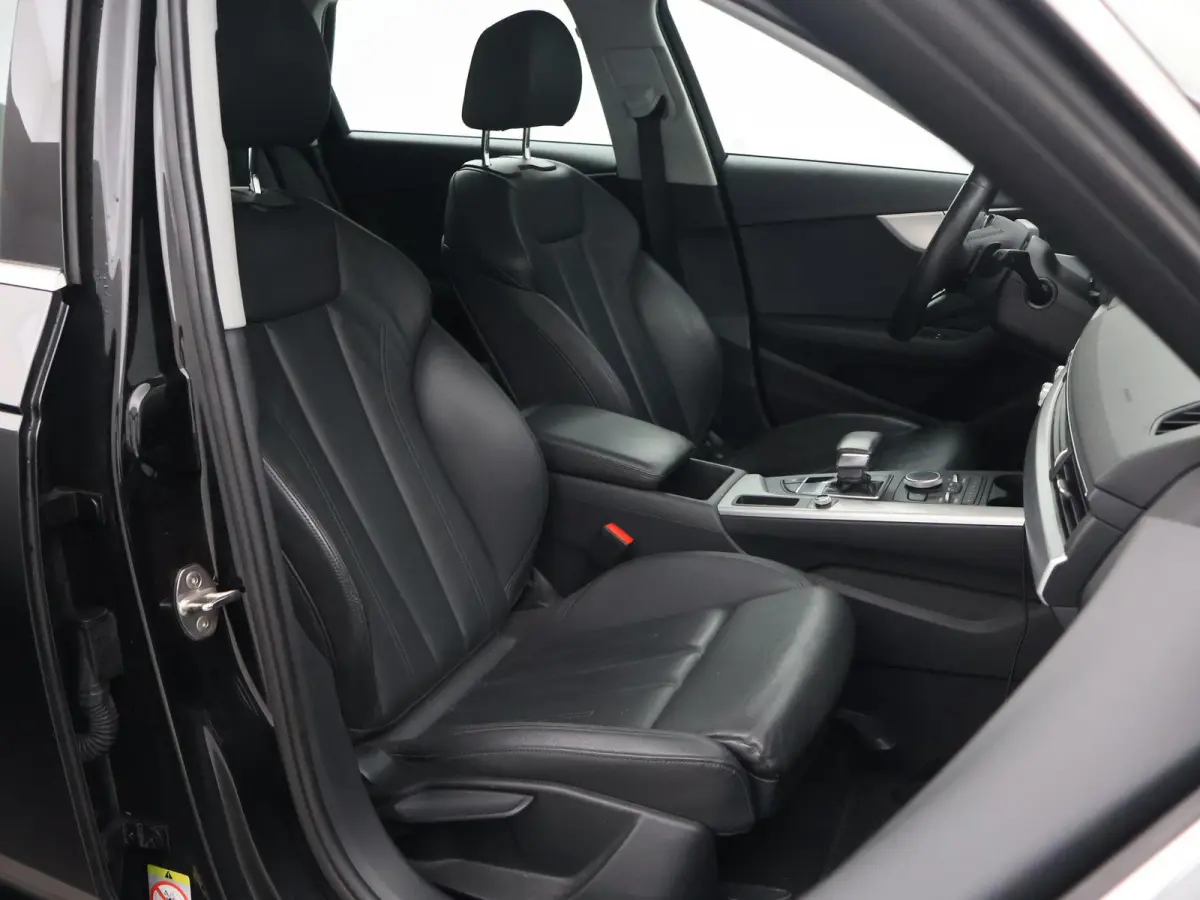 40 TDI 190 PK AUT. + PANORAMA | AFN. TREKHAAK | LEDER SPORTINTERIEUR | APPLE CARPLAY | STOELVERW.